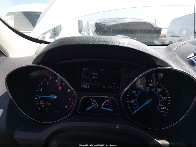 44992398 :رقم المزاد ، 1FMCU9JX6FUC19138 vin ، 2015 Ford Escape Titanium مزاد بيع
