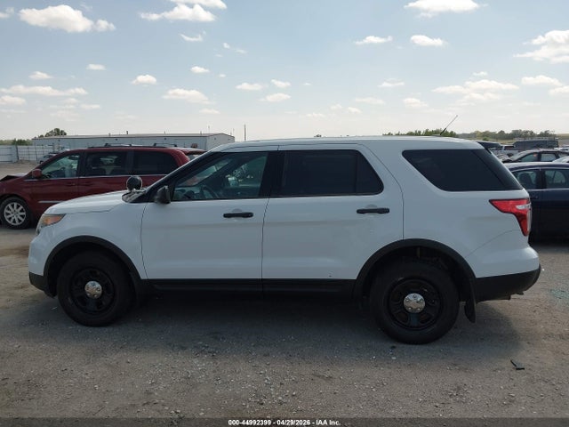 Ford Utility Police Interceptor 2015 1FM5K8AR1FGC07861 Image 15