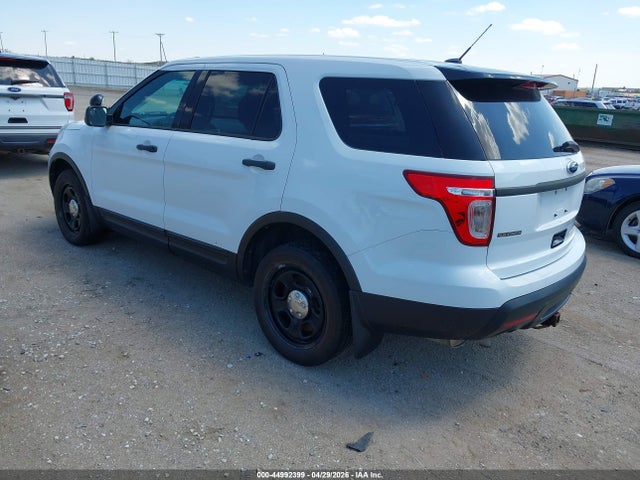 Ford Utility Police Interceptor 2015 1FM5K8AR1FGC07861 Image 3