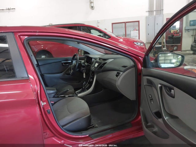 Продажа на аукционе авто 2014 Hyundai Elantra Se, vin: 5NPDH4AE3EH533773, номер лота: 44992403