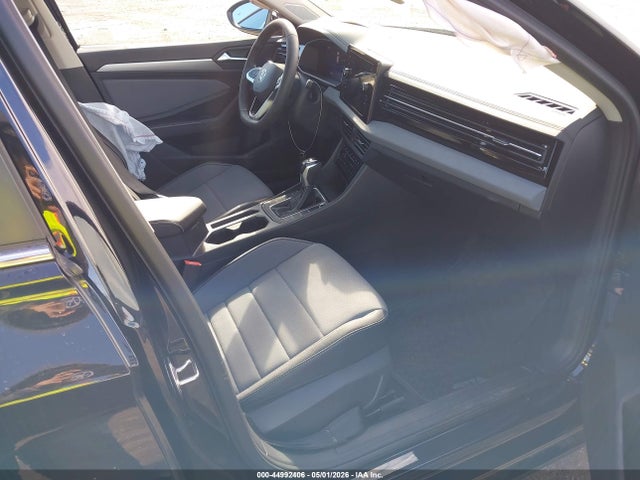 Продажа на аукционе авто 2025 Volkswagen Jetta 1.5t Se, vin: 3VWEX7BUXSM065221, номер лота: 44992406