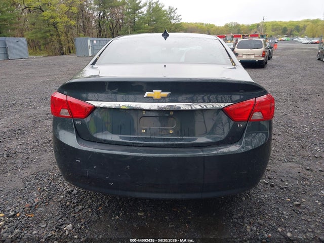44992435 :رقم المزاد ، 1G1105S39JU123324 vin ، 2018 Chevrolet Impala 1lt مزاد بيع