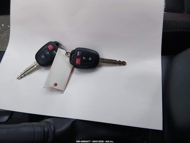 44992477 :رقم المزاد ، 2T1BURHE6JC976289 vin ، 2018 Toyota Corolla Le مزاد بيع
