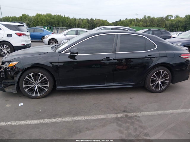 Продаж на аукціоні авто 2018 Toyota Camry Se, vin: 4T1B11HK1JU593553, номер лоту: 44992479