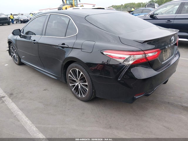 Продаж на аукціоні авто 2018 Toyota Camry Se, vin: 4T1B11HK1JU593553, номер лоту: 44992479