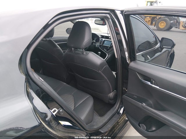 Продаж на аукціоні авто 2018 Toyota Camry Se, vin: 4T1B11HK1JU593553, номер лоту: 44992479