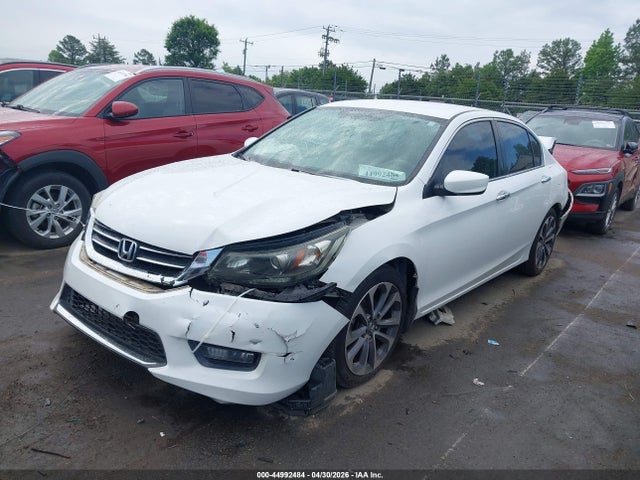 Продаж на аукціоні авто 2015 Honda Accord Sport, vin: 1HGCR2F52FA058228, номер лоту: 44992484