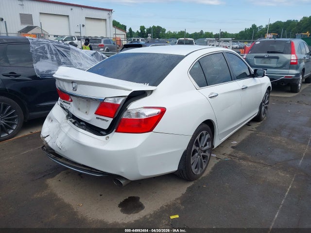 Продаж на аукціоні авто 2015 Honda Accord Sport, vin: 1HGCR2F52FA058228, номер лоту: 44992484