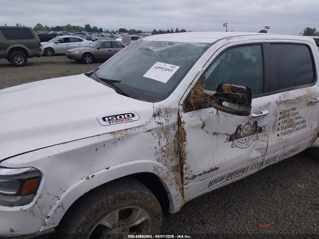 1C6SRFJM3MN703238 RAM 1500 Laramie 4x4 5&#039;7 Box