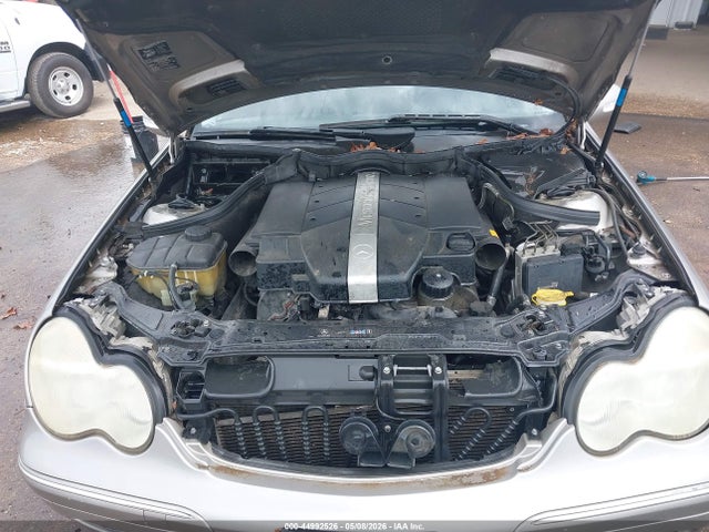 44992526 :رقم المزاد ، WDBRF61J44F510420 vin ، 2004 Mercedes-benz C 240 مزاد بيع