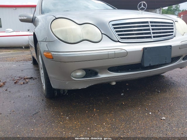 44992526 :رقم المزاد ، WDBRF61J44F510420 vin ، 2004 Mercedes-benz C 240 مزاد بيع
