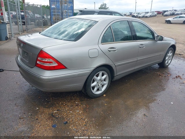 44992526 :رقم المزاد ، WDBRF61J44F510420 vin ، 2004 Mercedes-benz C 240 مزاد بيع