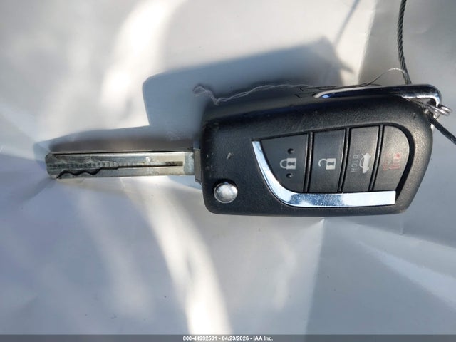 44992531 :رقم المزاد ، 5YFS4MCE8NP118211 vin ، 2022 Toyota Corolla Se مزاد بيع