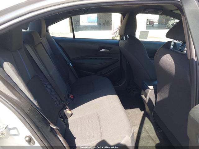 44992531 :رقم المزاد ، 5YFS4MCE8NP118211 vin ، 2022 Toyota Corolla Se مزاد بيع