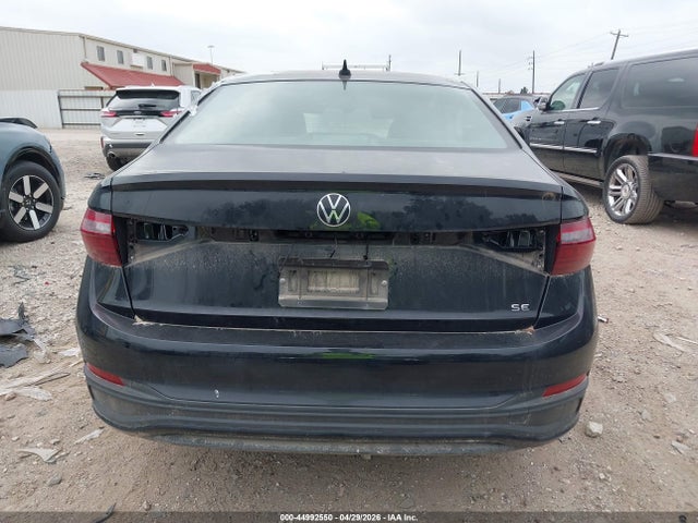 2025 Volkswagen Jetta 1.5t Se მანქანა იყიდება აუქციონზე, vin: 3VW7X7BU6SM008037, აუქციონის ნომერი: 44992550
