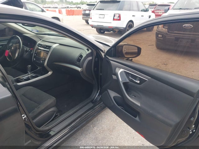 2015 Nissan Altima 2.5 Sv მანქანა იყიდება აუქციონზე, vin: 1N4AL3APXFC159517, აუქციონის ნომერი: 44992578