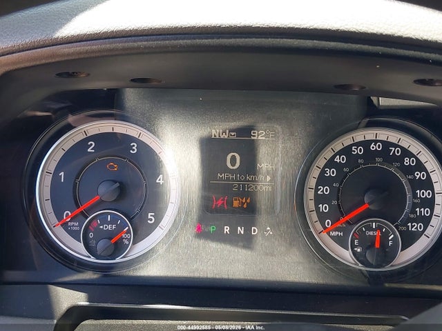 44992585 :رقم المزاد ، 3C63R3GL7JG392502 vin ، 2018 Ram 3500 Tradesman  4x4 8' Box مزاد بيع