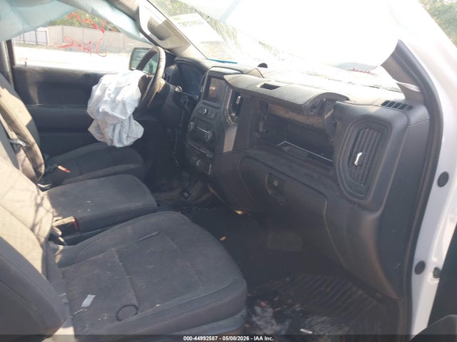 Продаж на аукціоні авто 2024 Chevrolet Silverado 1500 4wd  Short Bed Custom Trail Boss, vin: 3GCUDCED1RG337420, номер лоту: 44992587