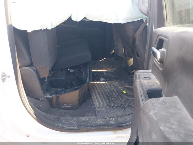 Продаж на аукціоні авто 2024 Chevrolet Silverado 1500 4wd  Short Bed Custom Trail Boss, vin: 3GCUDCED1RG337420, номер лоту: 44992587