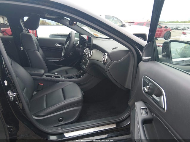 Продажа на аукционе авто 2019 Mercedes-benz Gla 250 4matic, vin: WDCTG4GB8KJ550304, номер лота: 44992599