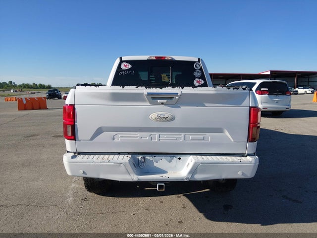 44992601 :رقم المزاد ، 1FTEW1E58JKE57207 vin ، 2018 Ford F-150 Lariat مزاد بيع