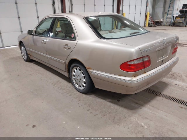 2001 Mercedes-benz E 320 4m მანქანა იყიდება აუქციონზე, vin: WDBJF82J11X043650, აუქციონის ნომერი: 44992603