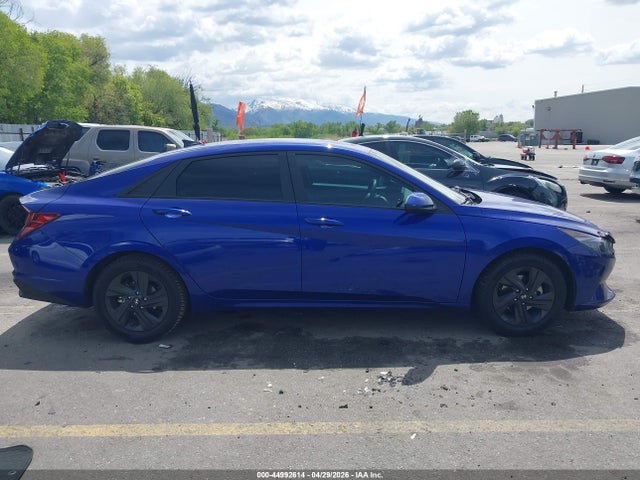 KMHLS4AG8MU103512 Hyundai ELANTRA SEL