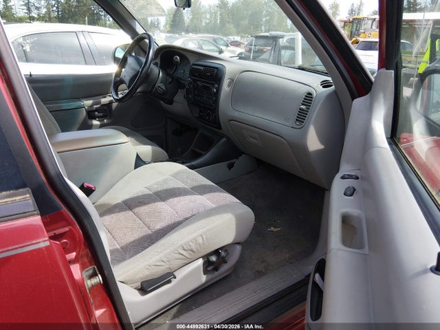 Продаж на аукціоні авто 2000 Ford Explorer Xlt, vin: 1FMZU73X7YZA13179, номер лоту: 44992631