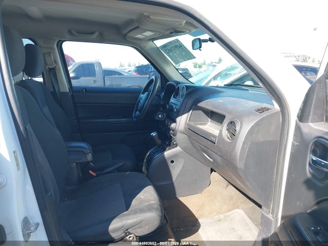1C4NJRBB8ED842591 Jeep Patriot Sport