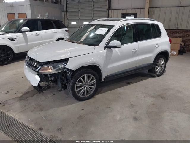 44992658 :رقم المزاد ، WVGBV3AX4DW565244 vin ، 2013 Volkswagen Tiguan Se مزاد بيع