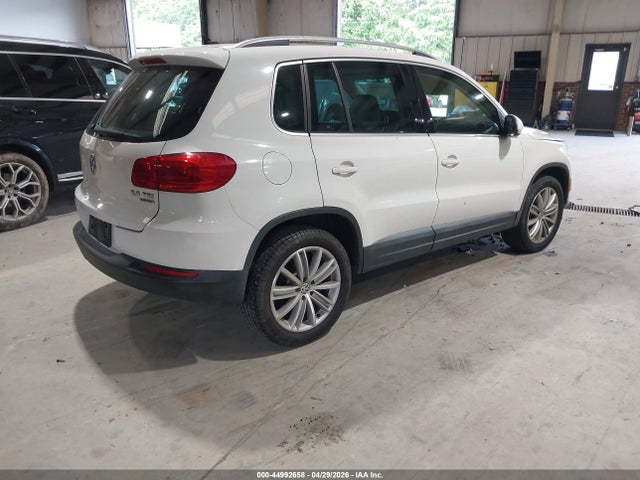 44992658 :رقم المزاد ، WVGBV3AX4DW565244 vin ، 2013 Volkswagen Tiguan Se مزاد بيع