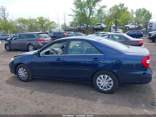 2004 Toyota Camry Le მანქანა იყიდება აუქციონზე, vin: 4T1BE32K24U321686, აუქციონის ნომერი: 44992657