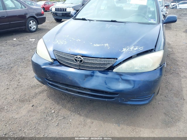2004 Toyota Camry Le მანქანა იყიდება აუქციონზე, vin: 4T1BE32K24U321686, აუქციონის ნომერი: 44992657
