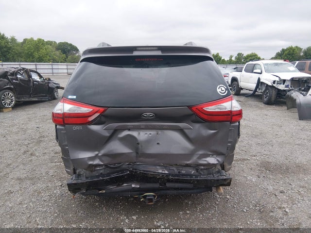 2015 Toyota Sienna Le 8 Passenger მანქანა იყიდება აუქციონზე, vin: 5TDKK3DC8FS631013, აუქციონის ნომერი: 44992660