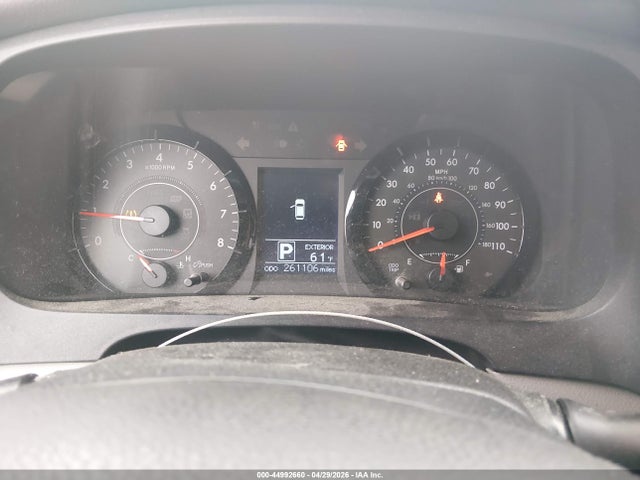 2015 Toyota Sienna Le 8 Passenger მანქანა იყიდება აუქციონზე, vin: 5TDKK3DC8FS631013, აუქციონის ნომერი: 44992660