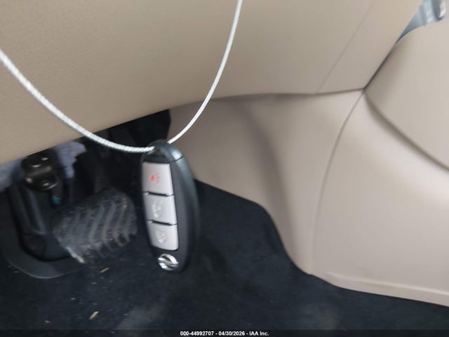 2016 Nissan Rogue Sv მანქანა იყიდება აუქციონზე, vin: KNMAT2MT3GP631015, აუქციონის ნომერი: 44992707