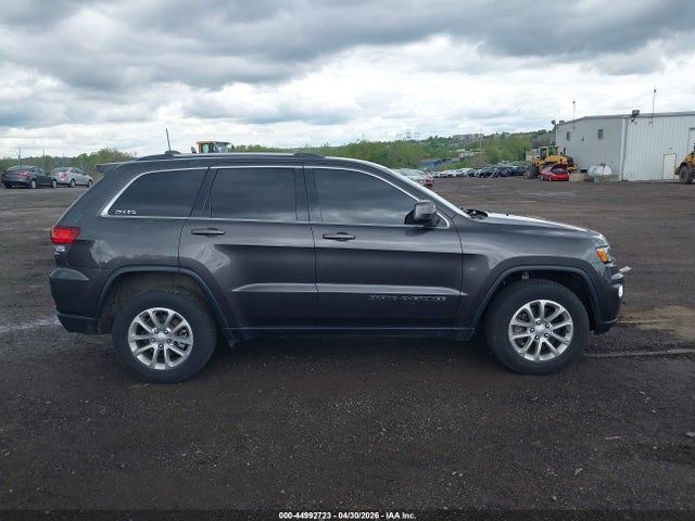 44992723 :رقم المزاد ، 1C4RJFAG2MC565907 vin ، 2021 Jeep Grand Cherokee Laredo E 4x4 مزاد بيع