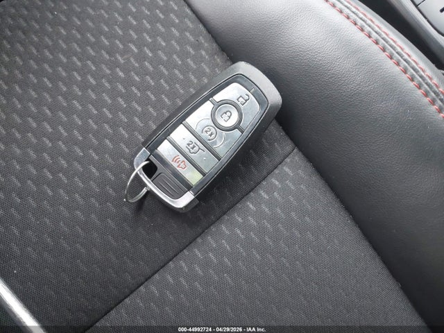 44992724 :رقم المزاد ، 1FMCU9MN9RUA23516 vin ، 2024 Ford Escape St-line مزاد بيع