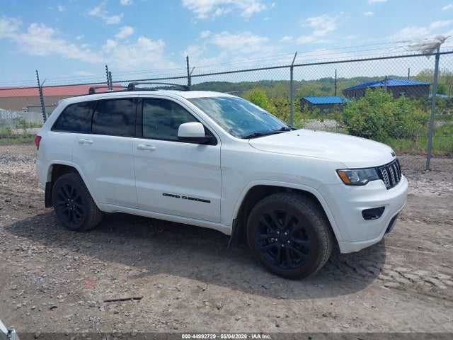 Продажа на аукционе авто 2017 Jeep Grand Cherokee Altitude 4x4, vin: 1C4RJFAG5HC700349, номер лота: 44992729