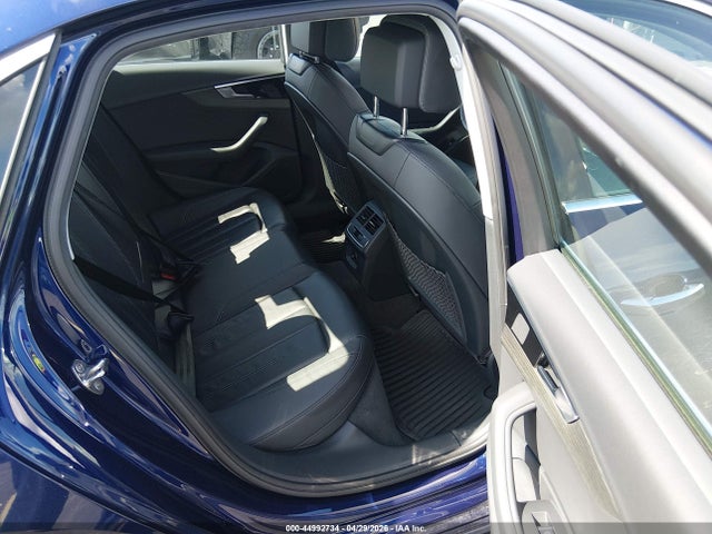 Продаж на аукціоні авто 2021 Audi A4 Premium 40 Tfsi Quattro S Tronic, vin: WAUABAF45MN013203, номер лоту: 44992734
