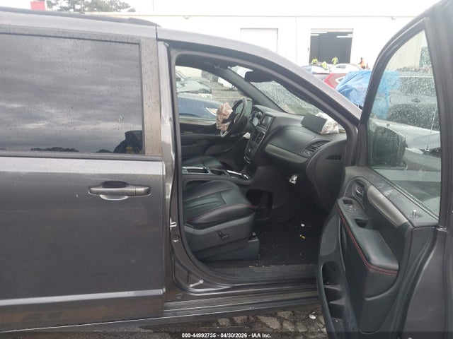 Auction sale of the 2019 Dodge Grand Caravan Gt, vin: 2C4RDGEG4KR565631, lot number: 44992735
