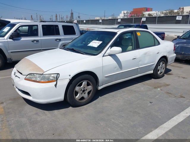 Продаж на аукціоні авто 2000 Honda Accord 3.0 Ex, vin: 1HGCG1650YA101600, номер лоту: 44992738