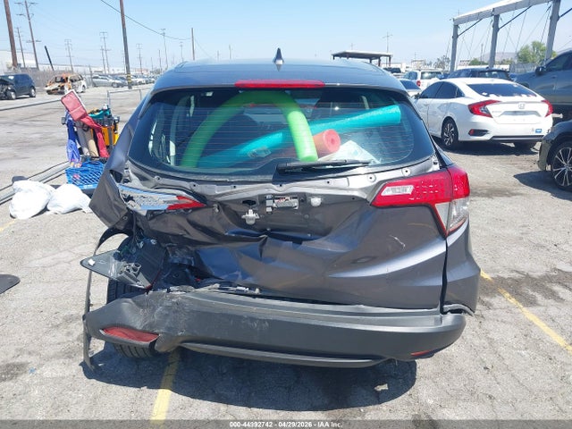 3CZRU5H35MM716834 Honda Hr-v 2wd Lx