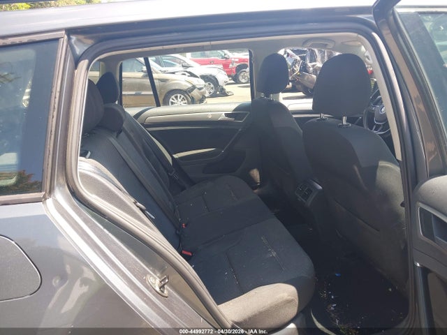 Продажа на аукционе авто 2016 Volkswagen Golf Sportwagen Tsi S 4-door, vin: 3VWC17AU4GM517231, номер лота: 44992772
