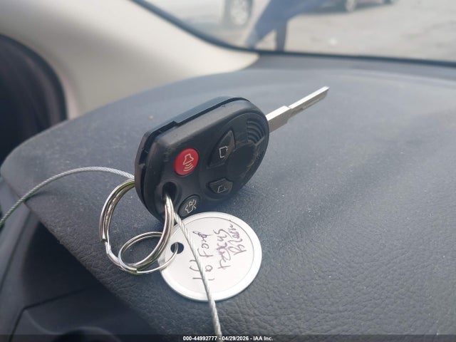 44992777 :رقم المزاد ، 1FADP3F28GL359294 vin ، 2016 Ford Focus Se مزاد بيع