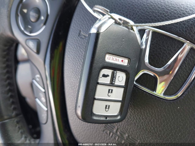 Продажа на аукционе авто 2017 Honda Pilot Elite, vin: 5FNYF6H01HB089244, номер лота: 44992787