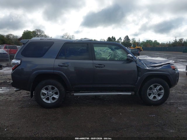 2018 Toyota 4runner Sr5 Premium მანქანა იყიდება აუქციონზე, vin: JTEBU5JRXJ5608499, აუქციონის ნომერი: 44992795