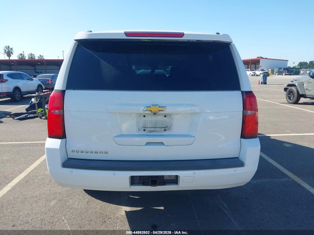 Продажа на аукционе авто 2015 Chevrolet Suburban 1500 Lt, vin: 1GNSKJKC4FR123165, номер лота: 44992802