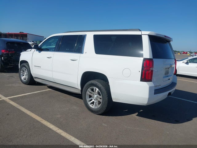 Продажа на аукционе авто 2015 Chevrolet Suburban 1500 Lt, vin: 1GNSKJKC4FR123165, номер лота: 44992802