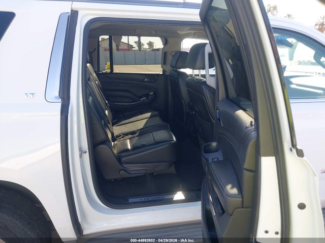 Продажа на аукционе авто 2015 Chevrolet Suburban 1500 Lt, vin: 1GNSKJKC4FR123165, номер лота: 44992802